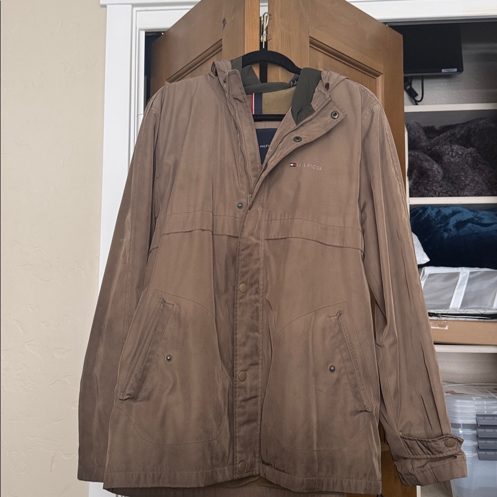 Tommy Hilfiger Men's Taupe Hooded Raincoat
